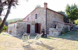 5-bedroom villa 356 m² in Roccastrada for 1,400,000 €