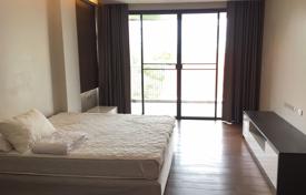 2-bedroom apartments in condo in Khlong Toei for $2,900 per week