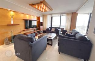 3-bedroom apartments in condo 155 m² in Miami for $610,000