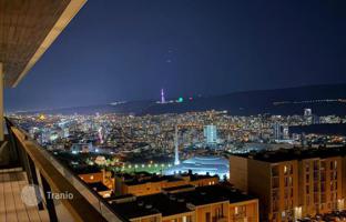 2-bedroom apartment 131 m² in Lisi lake for $575,000