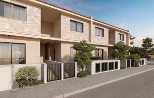 2-bedroom townhouse in Larnaca for 240,000 €