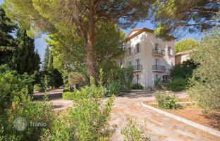 14-bedroom mansion in Solliès-Pont for 2,290,000 €