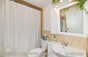 7-bedroom apartment in Scarlett Road for C$969,000