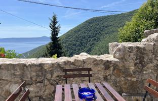 2-bedroom house 100 m² in Mošćenička Draga for 315,000 €