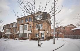 Terraced house – Scarborough, Toronto, Ontario,  Canada for C$1,191,000