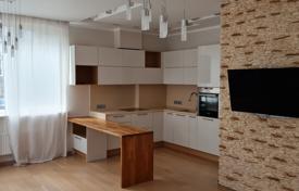 A 3-room apartment with a thoughtful layout is for sale for 198,000 €