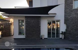 5-bedroom cottage 525 m² in Nicosia for 1,000,000 €