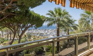 3-bedroom apartment in Cap d'Antibes for 2,650,000 €
