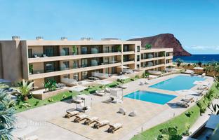 Two-bedroom apartment in a new residence with an access to the beach and two swimming pools, in a nature reserve, Santa Cruz de Tenerife for 510,000 €