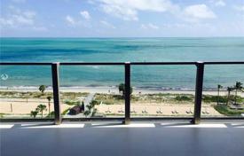 Elite apartment with ocean views in a residence on the first line of the beach, Key Biscayne, Florida, USA for $3,490,000