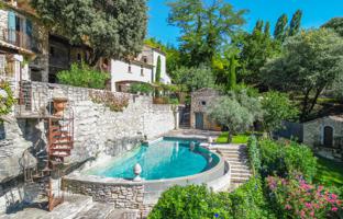 7-bedroom villa in Ménerbes for 3,370,000 €