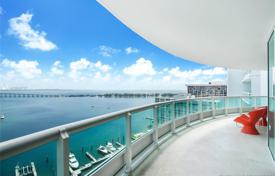 Furnished apartment with ocean views in a residence on the first line of the beach, Miami, Florida, USA for $2,949,000