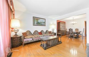 9-bedroom townhouse in North York for C$1,158,000