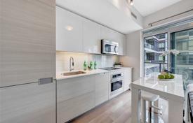Apartment – Simcoe Street, Old Toronto, Toronto,  Ontario,   Canada for C$814,000