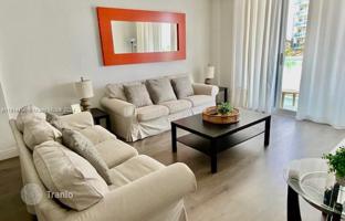 1-bedroom apartments in condo 81 m² in South Ocean Drive for $457,000