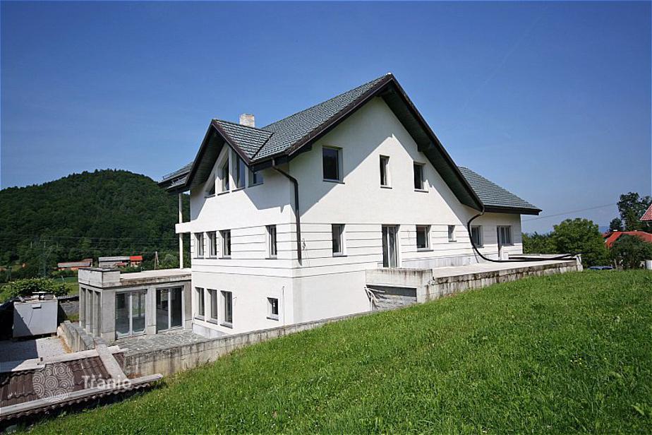 Villa for sale in Ljubljana, Slovenia — listing #1796364