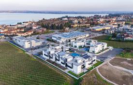 Duplex apartment with a lake view and a parking in Peschiera del Garda, Italy for 880,000 €
