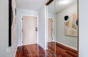 6-bedroom apartment in Lombard Street for C$928,000