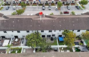 3-bedroom house 144 m² in Hialeah for $496,000