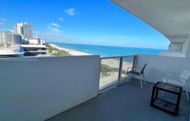 Condo – Lincoln Road, Miami Beach, Florida,  USA for $499,000