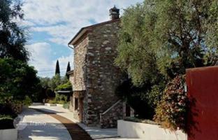 5-bedroom villa 300 m² in Pietrasanta for 3,200,000 €