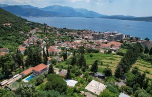 Land plot 1,267 m² in Baošići for 190,000 €
