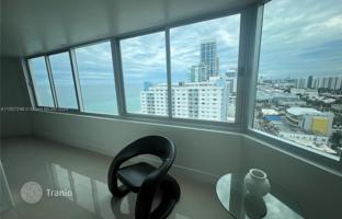 2-bedroom apartments in condo 135 m² in Collins Avenue for $849,000