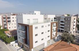New low-rise residence with close to a yacht marina, Limassol, Cyprus for From 295,000 €