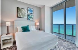 3-bedrooms apartments in condo 165 m² in South Ocean Drive, USA for $1,820,000
