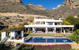 5-bedroom villa in Finestrat for 3,500,000 €