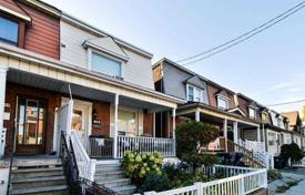 Terraced house – Dufferin Street, Toronto, Ontario,  Canada for C$1,308,000