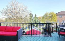 Terraced house – Etobicoke, Toronto, Ontario,  Canada for C$1,325,000