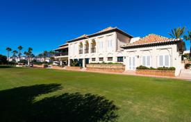 Villa Munoz, Luxury Beachfront Villa for Rent in El Rosario, Marbella for 23,000 € per week