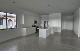 Townhome – Corkscrew, Collier County, Florida,  USA for $700,000