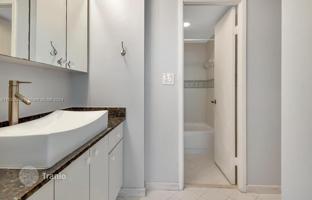 2-bedroom apartments in condo 135 m² in Collins Avenue for $799,000