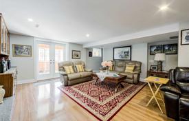 Terraced house – Scarborough, Toronto, Ontario,  Canada for C$1,301,000