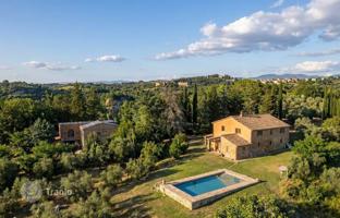 6-bedroom villa 700 m² in Asciano for 1,650,000 €