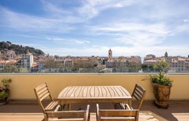 Furnished one-bedroom apartment with a sea view in the center of Nice, Cote d'Azur, France for 1,080,000 € Furnished one-bedroom apartment with a sea view in the center of Nice, Cote d'Azur, France for 1,080,000 €