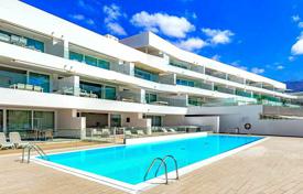 Sunny two-bedroom penthouse with sea views in Costa Adeje, Tenerife, Spain for 1,300,000 €