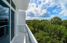 Condo – Miami Beach, Florida, USA for 5,489,000 €