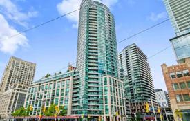 Apartment – Fleet Street, Old Toronto, Toronto,  Ontario,   Canada for C$735,000
