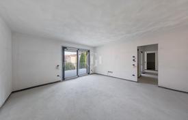 New apartment with a private garden two steps from the lake, Desenzano del Garda, Italy for 600,000 €