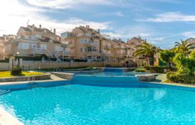 Furnished townhouse with sea views in Torrevieja, Alicante, Spain for 130,000 €