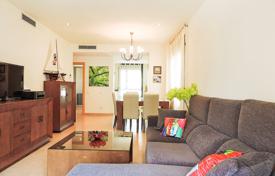Apartments for sale in Lloret de Mar. Fully furnished three bedroom apartment in a complex with swimming pools and recreation area near the beach in Lloret de Mar Apartments for sale in Lloret de Mar. Fully furnished three bedroom apartment in a complex with swimming pools and recreation area near the beach in Lloret de Mar