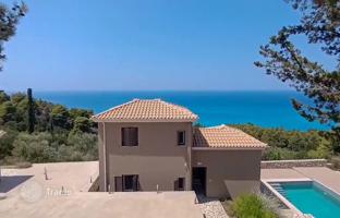 Three furnished houses with a pool and sea views in Lefkada, Peloponnese, Greece for 600,000 €