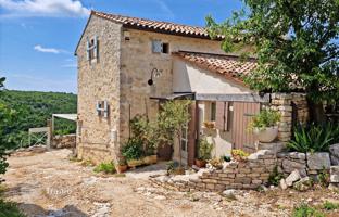 2-bedroom house 120 m² in Buje. Price on request