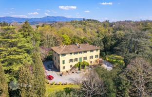 7-bedroom villa in Lucca for 3,000,000 €