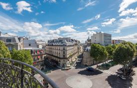 Apartments for sale in Paris. Paris 8th District – A superb over 190 m² apartment enjoying open views Apartments for sale in Paris. Paris 8th District – A superb over 190 m² apartment enjoying open views