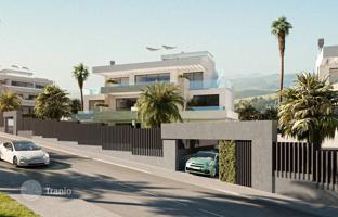 2-bedroom apartment in new building 134 m² in Estepona for 670,000 €