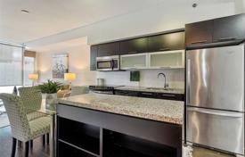 Apartment – Nelson Street, Toronto, Ontario,  Canada for C$942,000